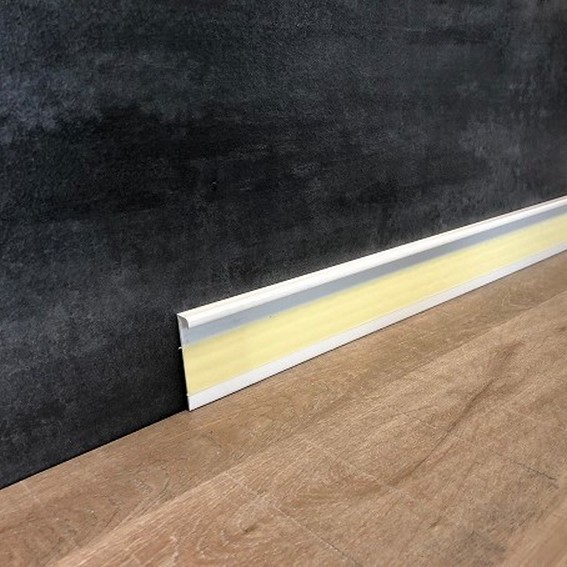 Sockelleiste "Carpi" PVC Hartschaum 7 x 55 x 2500 mm Weiß Einklebefalz 7 mm by PROVISTON