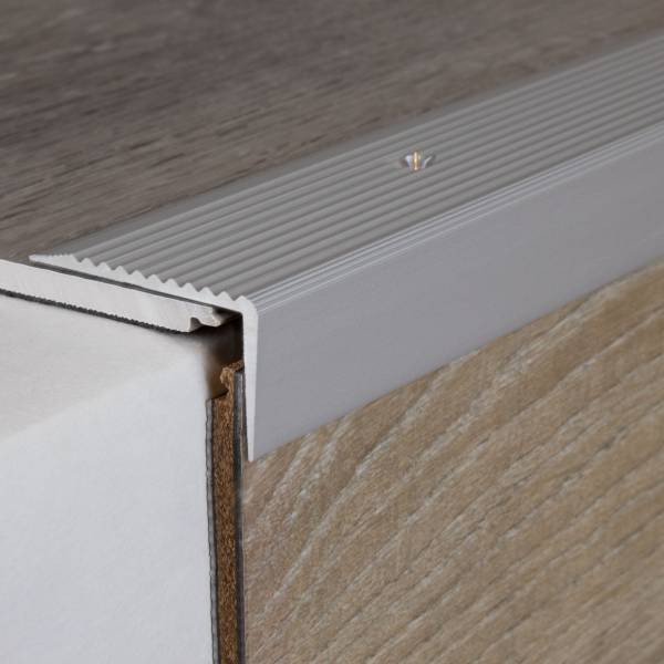 PROVISTON | Treppenkanten- & Winkelprofile Terni | Höhe 20 mm | Breite 40 mm | Aluminium PROVISTON | Treppenkanten- & Winkelprofile Terni | Höhe 20 mm | Breite 40 mm | Aluminium