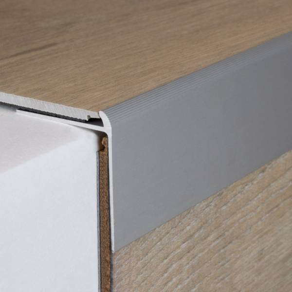PROVISTON | Treppenkanten- & Winkelprofile Berrie | 40 x 40 mm | Einfasshöhe 3 - 5 mm | Aluminium PROVISTON | Treppenkanten- & Winkelprofile Berrie | 40 x 40 mm | Einfasshöhe 3 - 5 mm | Aluminium